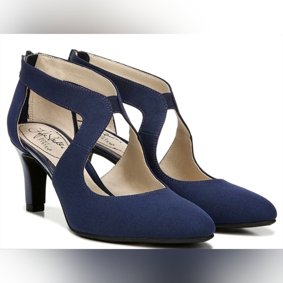 Life Stride Giovanna 2 Pump in Navy Suede 9.5 Wide Brand New - Picture 1 of 9